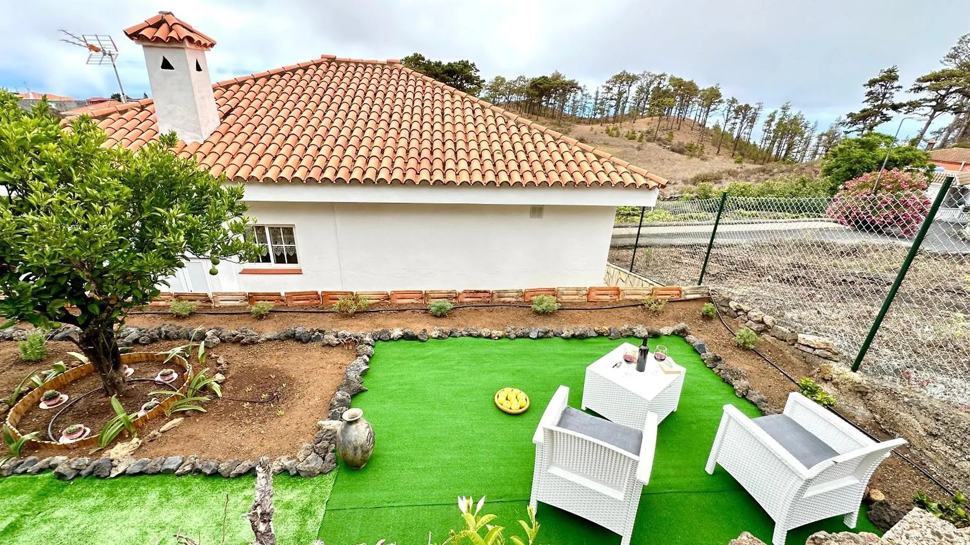 Holiday home Casa Rural Margarita, Relax, Vistas, Jardin Las Indias